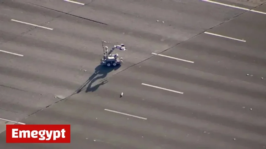 Major Police Activity Shuts Down I-75 Southbound at Terrell Mill Road