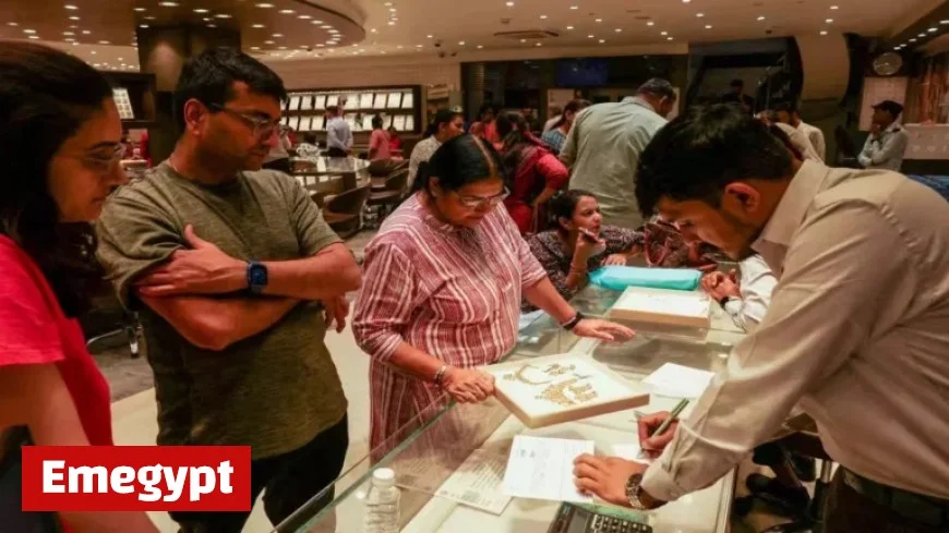 Dhanteras 2023: Why Choosing Silver Over Gold Could Be Your Best Investment