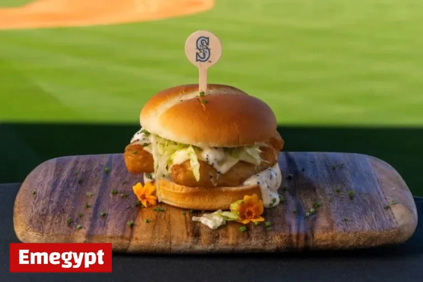 Seattle Mariners Unleash Exciting New Menu for ALCS Game 3: A Culinary Experience at the Playoffs