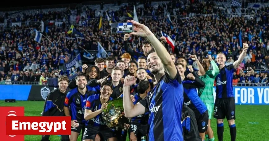 Live A-League Football Updates: Melbourne Victory vs Auckland FC Clash