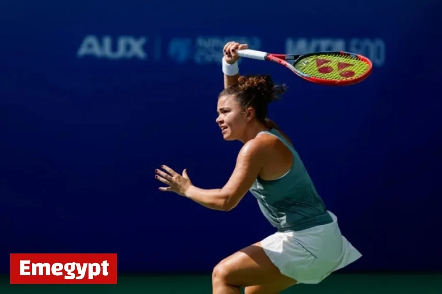 Paolini Defeats Bencic Eyes WTA Finals Berth with Win Over Rybakina