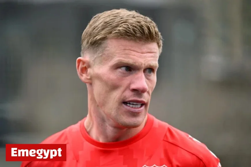 Former Wrexham Star Reveals James McClean’s Major Pre-Season Blunder