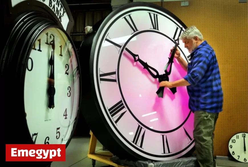 Prepare to Fall Back as Daylight Saving Time Ends Soon