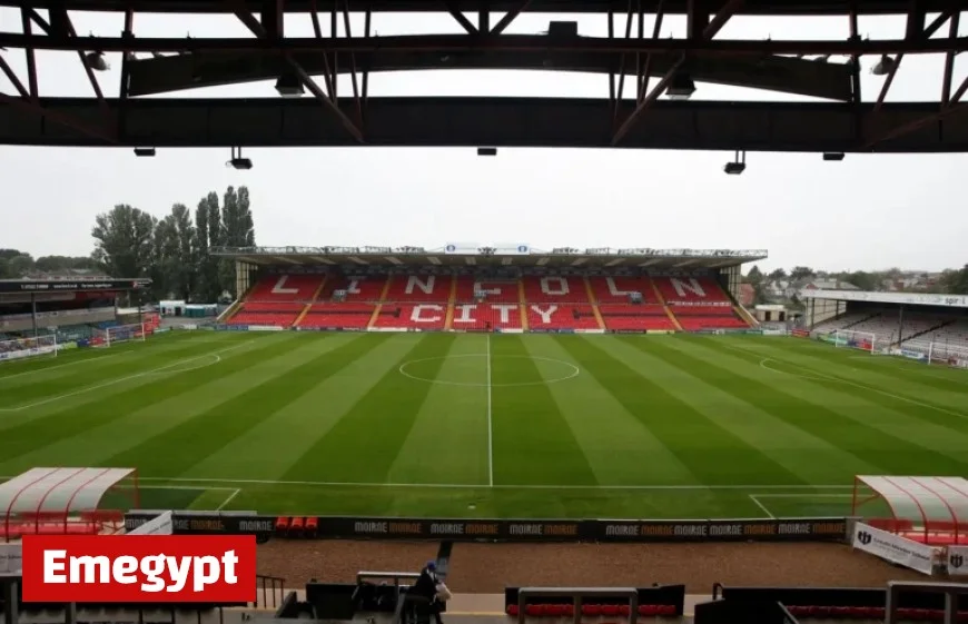 Stevenage Home Match: Meet the Officials, Test Your Knowledge with Two Quizzes, and Explore Pre-Match Insights