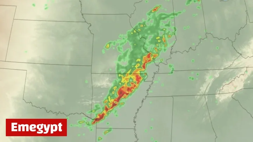 Severe thunderstorms with dangerous winds and isolated tornadoes set to threaten South and Midwest this weekend