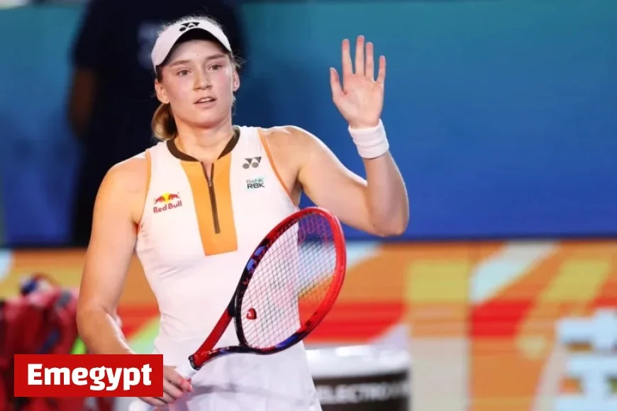 Elena Rybakina Secures Significant WTA Finals Advantage with Victory Against Jasmine Paolini