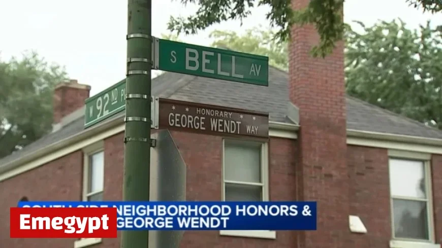 George Wendt Way Unveiled in Beverly Chicago Honoring Beloved Late Cheers Cast Member at 92nd Place and Bell Street