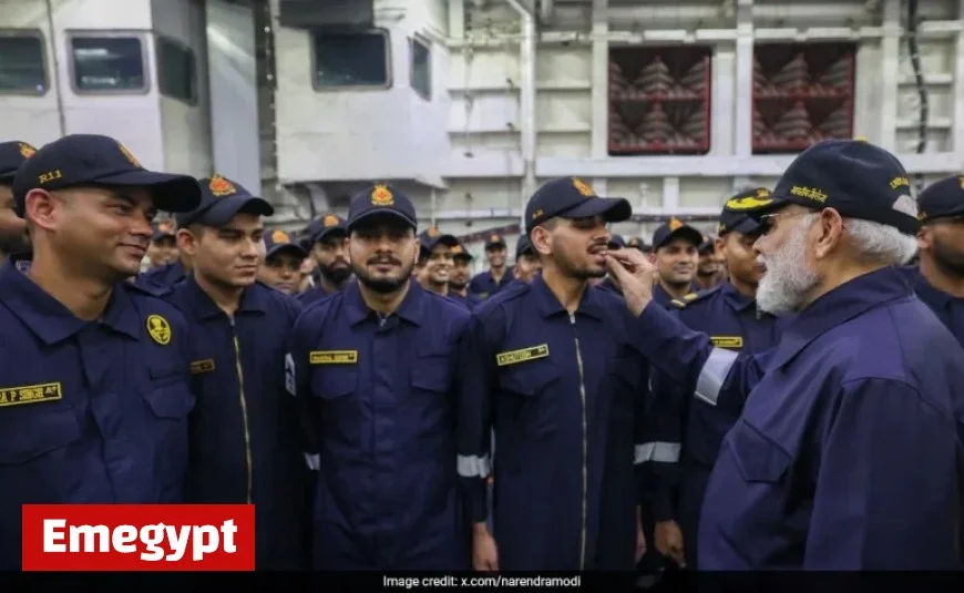 PM Modi Celebrates Diwali with Navy Praises INS Vikrant for Keeping Pakistan on Edge