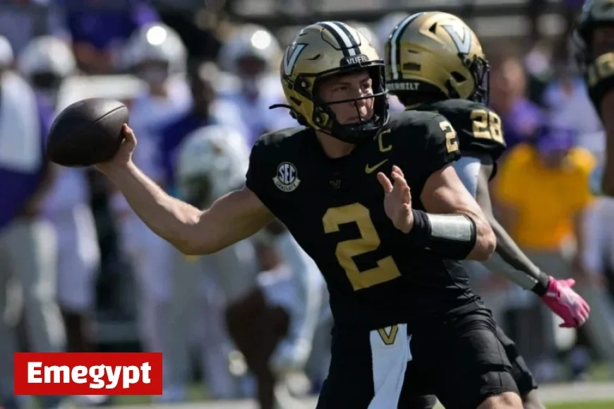 AP Top 25: Indiana Climbs to No 2 While Vanderbilt Breaks into Top 10 for First Time Since 1947