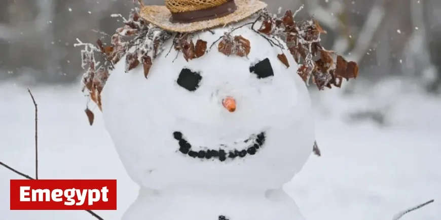 NOAA or Farmers Almanacs: Which Winter Forecast Will Prove Accurate?