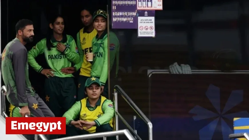 South Africa Aims to Extend Winning Streak While Pakistan Seeks a Late Comeback