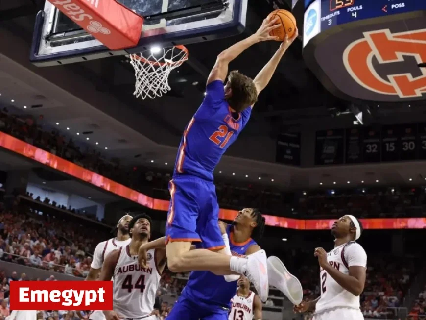 Condon Recognized with Preseason AP All-America Honors