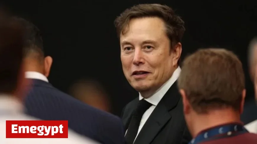 Elon Musk Criticizes Acting NASA Chief Sean Dummy Amid Uncertain SpaceX Moon Contract