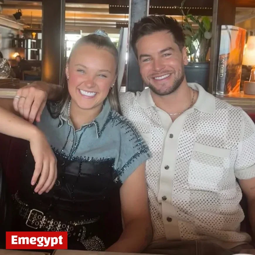 JoJo Siwa Shares Her Excited Reaction to Boyfriend Chris Hughes’ Surprise Announcement