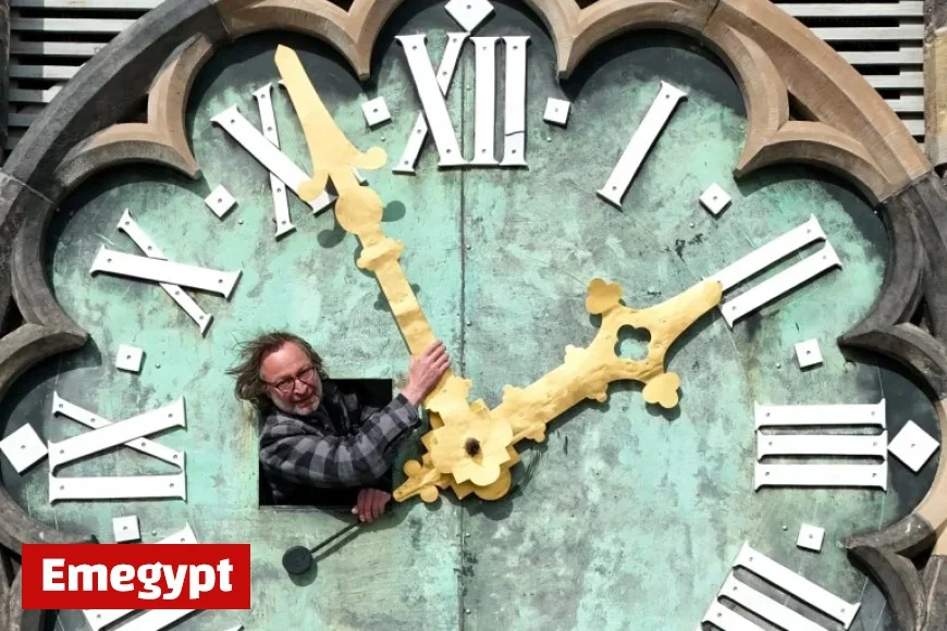 Spain pushes for EU-wide end to daylight saving time starting next year