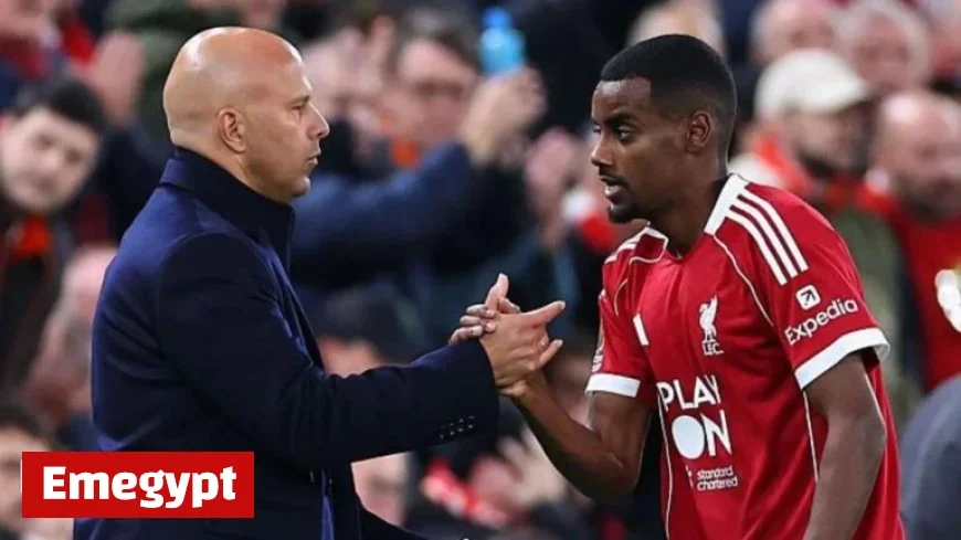 Wayne Rooney Criticizes Alexander Isak’s Starting Spot Over Hugo Ekitike at Liverpool