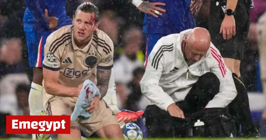 Weghorst’s Participation Against FC Twente Uncertain Due to Headache Concerns