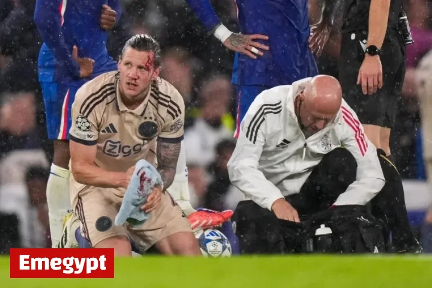 Weghorst Faces Criticism Compared to Andy Carroll During Stamford Bridge Encounter