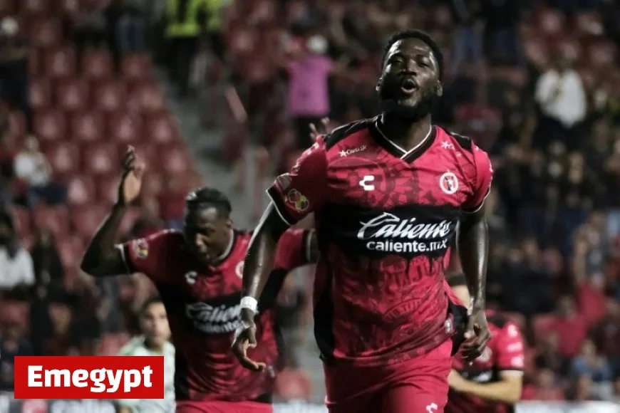 Tijuana’s Rebel Tijuana De Abreu Challenges Toluca’s Mighty Mohamed in Mexican Football Showdown