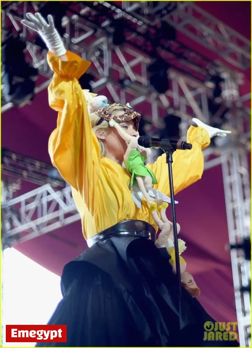 Róisín Murphy Faces Backlash After Sharing Chart on Youth Identity Trends