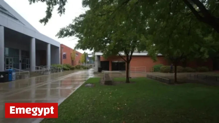 Los Rios Campuses to Close Bookstores for Streamlined Operations