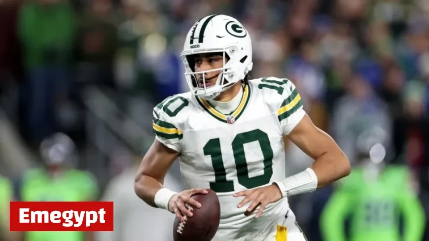 Packers Don All-White Uniforms Against Steelers in Week 8 Showdown