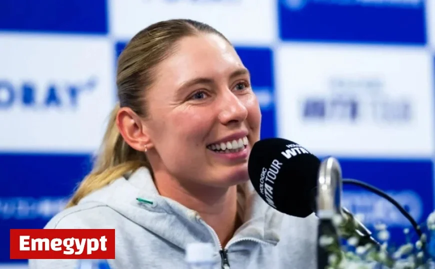 Rybakina and Alexandrova Rate Japanese Kit Kats in Taste Test