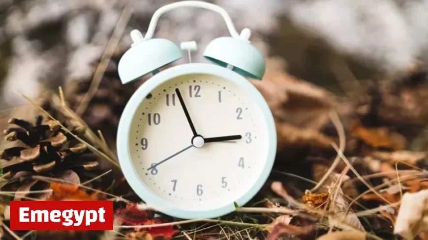How the October Clock Change Impacts Your Health