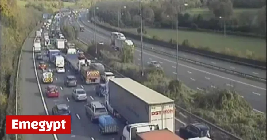 Live M25 Traffic Update: Major Accident Causes Rush-Hour Delays and Lane Closure