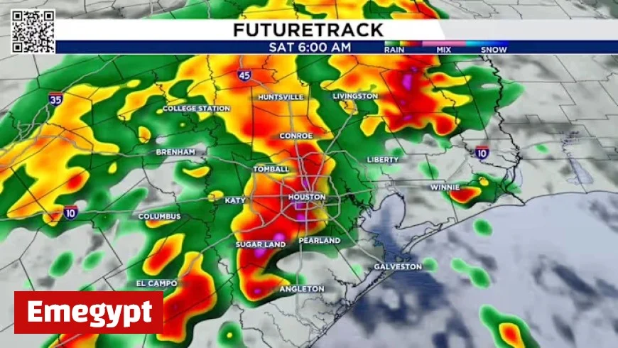 Houston Prepares for Severe Cold Front: Heavy Rain and Flood Risk Saturday