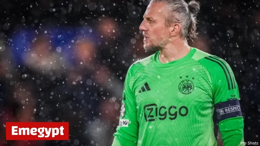 Heitinga Chooses Pasveer Again, Decides Right Wing Position at Ajax
