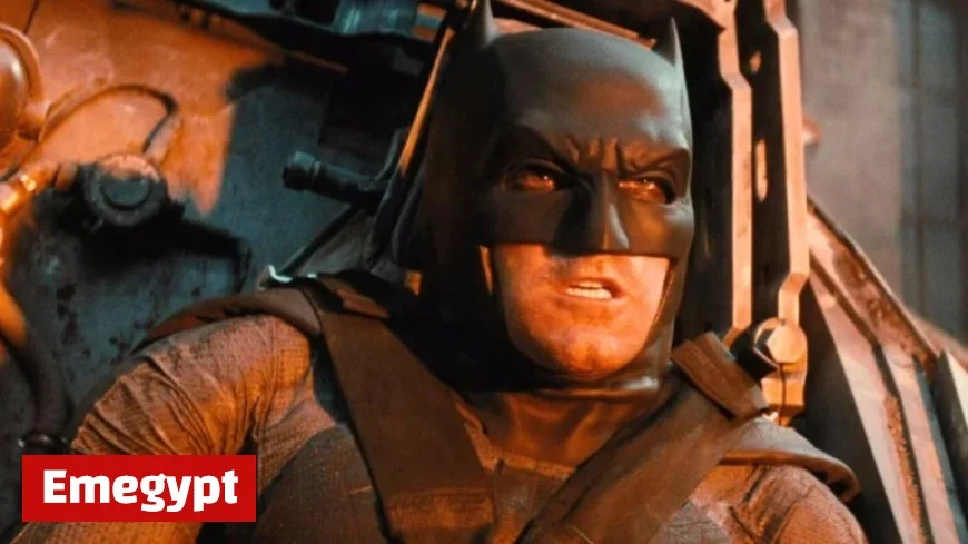 Zack Snyder Reveals Exclusive Photo of Ben Affleck’s Batman Costume Test