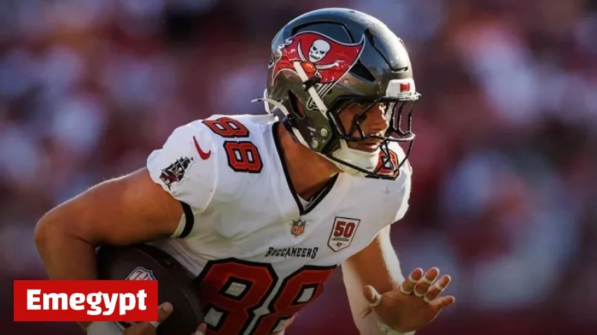 Bucs Unveil Week 8 Depth Chart: Cade Otton Embraces Iron Man Role