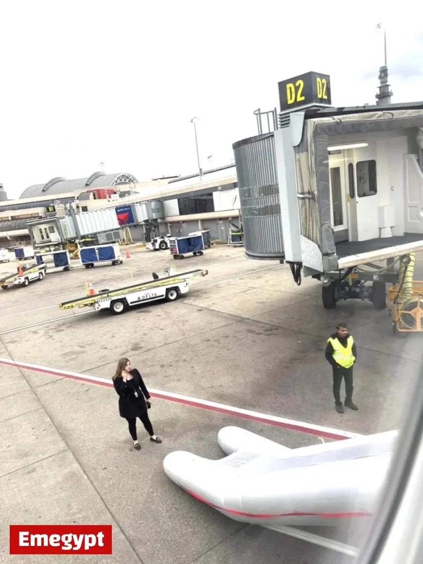 Delta Flight Attendant’s $100,000 Error Unleashes Evacuation Slide, Strands Passengers Overnight