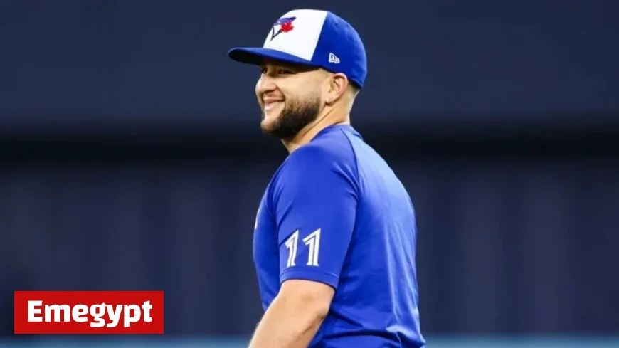 Bichette Shifts to Second Base for Blue Jays in Game 3