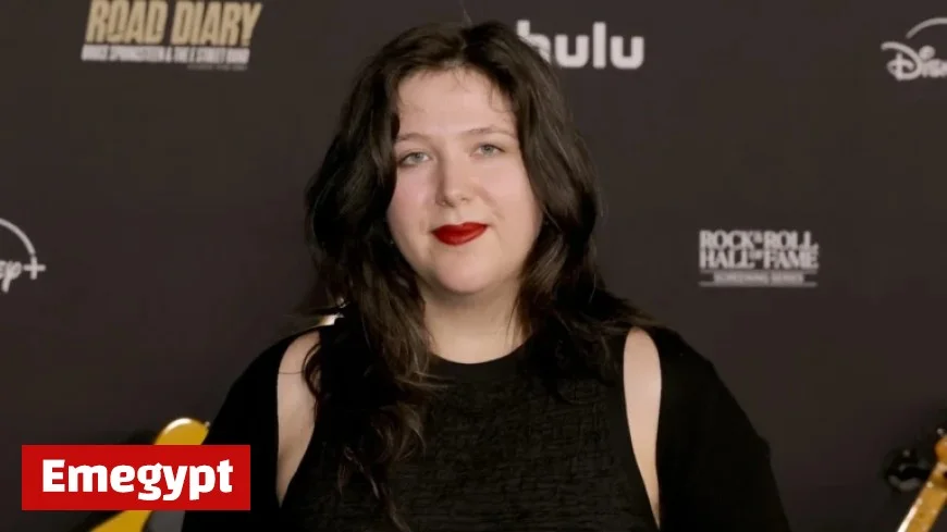 Lucy Dacus Criticizes Comedians for Anti-Trans Jokes as ‘Lazy’