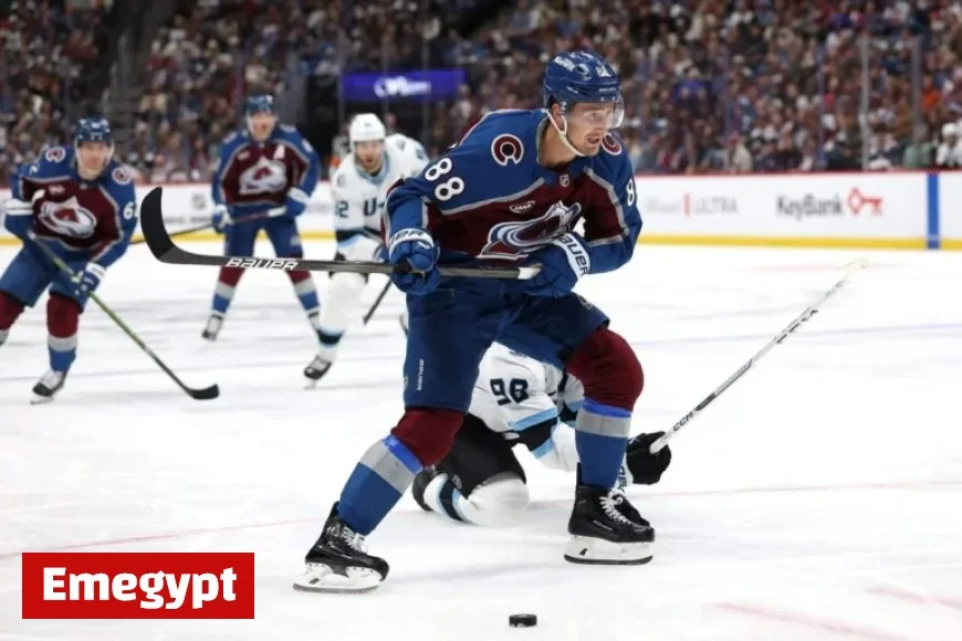 Martin Nečas Signs 8-Year, $11.5M AAV Deal with Avalanche