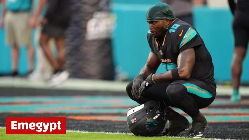 Dolphins’ Tyreek Hill Faces Uncertain Future After Knee Injury, Reflects Happily