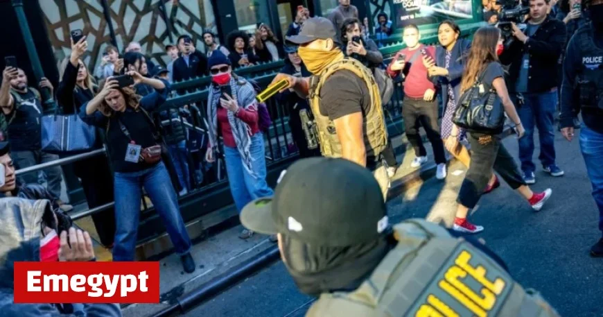 Democrats Push to Hold ICE Agents Accountable