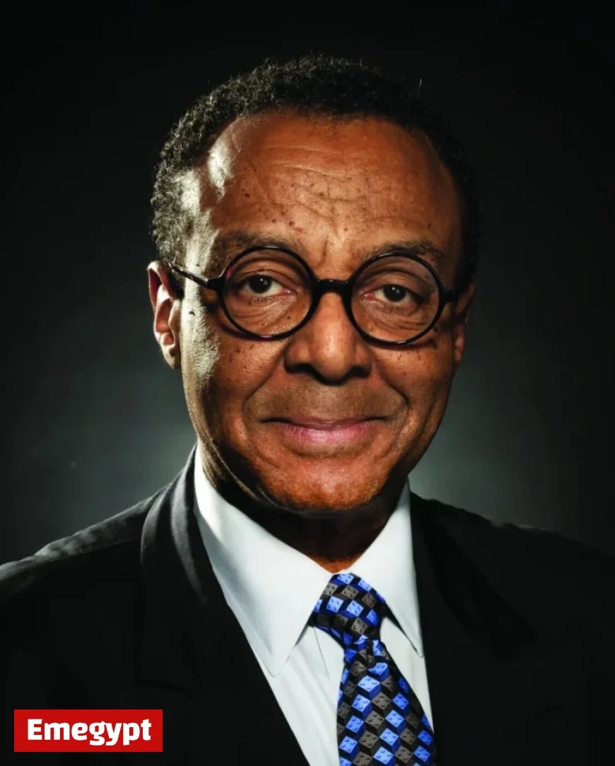 Clarence Page: Obama Challenges Trump’s Redistricting Authority Grab