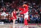 Halftime Star Red Panda Makes Triumphant Return to Basketball Court
