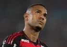 Samuel Lino Takes Center Stage with Unforgettable Encounter with Everson During Atlético-MG vs Flamengo After Greeting the Defense