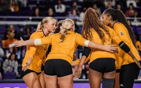 Volleyball Hosts Rice on Halloween, Faces Temple Sunday