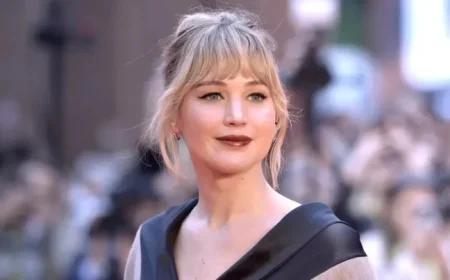 Jennifer Lawrence Opens Up About Struggle with Postpartum Depression