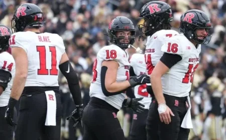 Illinois Hosts Thrilling Game 9 Football Match