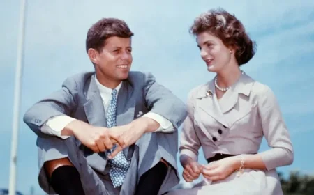 Netflix’s New Family Dynasty Drama is a Must-Watch for Fans of The Crown