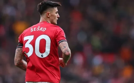 Discover Why Benjamin Sesko Shines as an Elite Striker for Man United