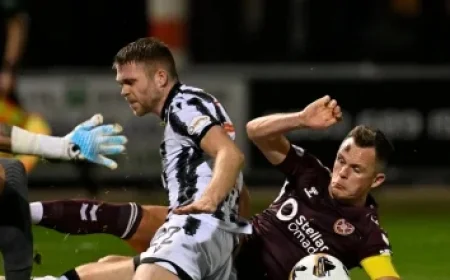 Newcastle Triumphs 2-0 Over Spurs in Carabao Cup as Thomas Frank Shares Insights