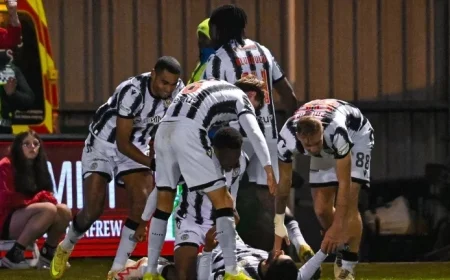 Scottish Premiership Leaders St Mirren and Hearts Draw 2-2 After Thrilling Fight-Back in Paisley