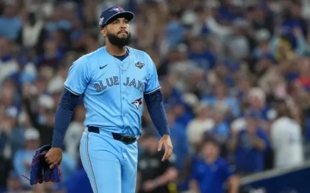 Discover Seranthony Dominguez: Wife, Parents, Net Worth, Contract Details